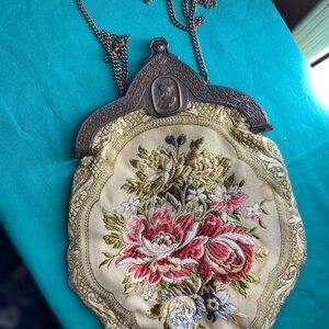 Vintage Floral Tapestry Purse